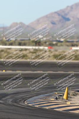 media/Jan-15-2026-Racers Edge (Thu) [[dfebeb70ab]]/1-Around the Pits-Track Walk/